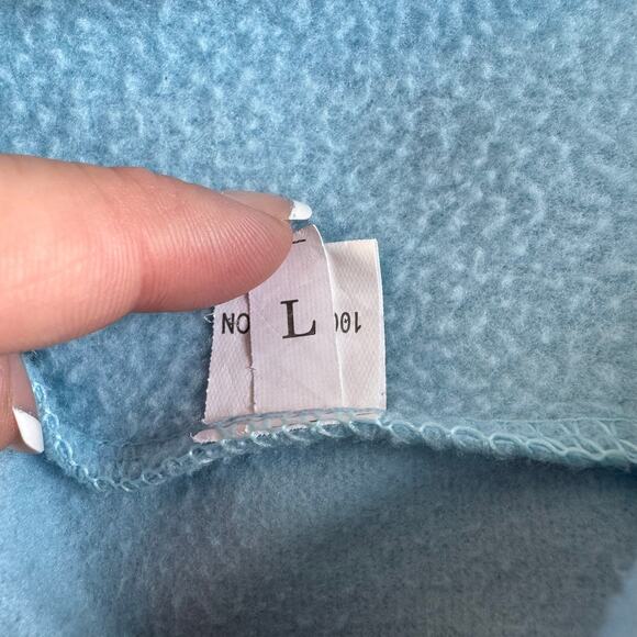 Light Blue Hallmark Christmas Sweatshirt Women’s Large 100% Cotton - Picture 8 of 10